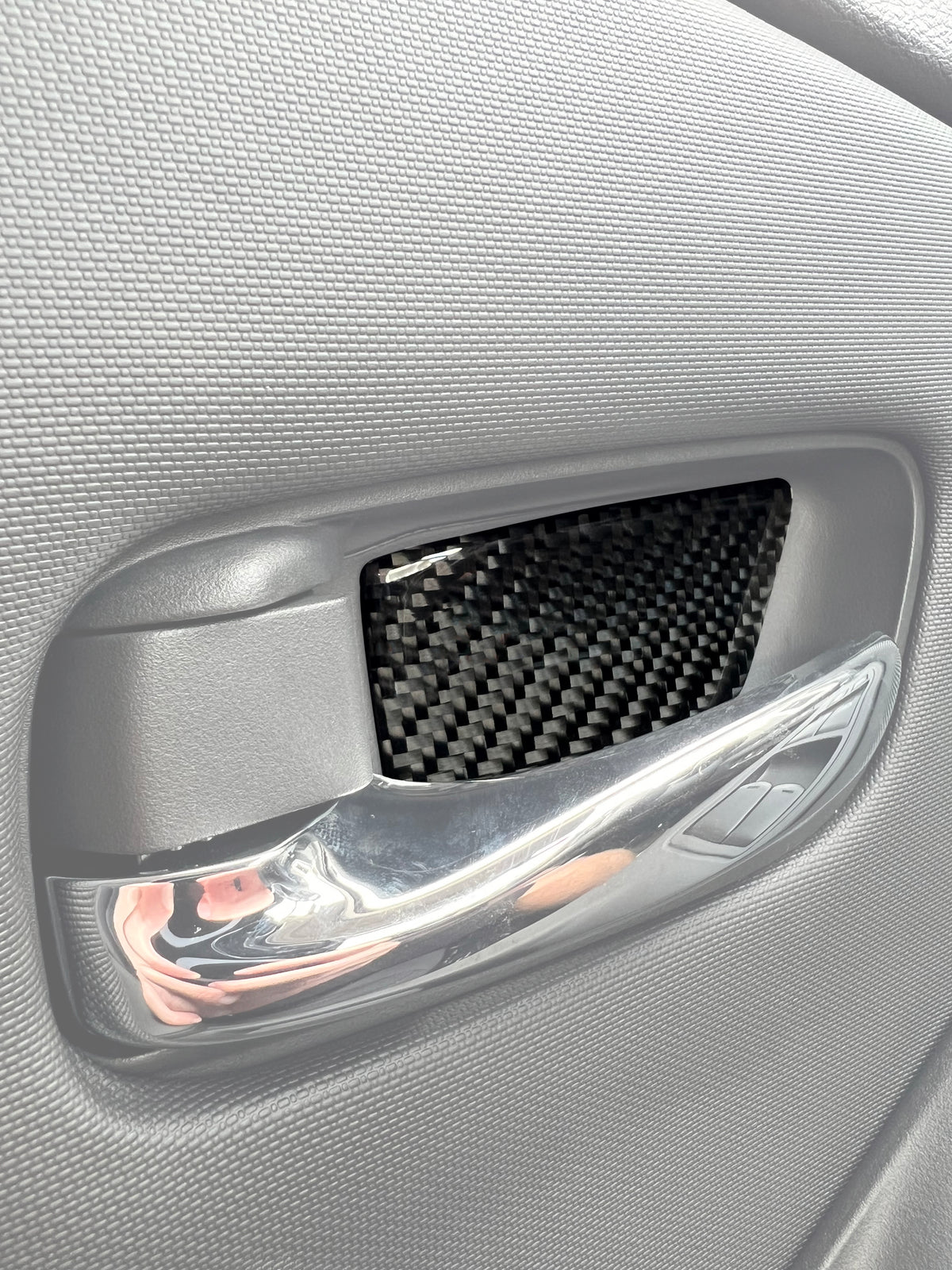 FNT017-DCF-G_OPACITY_1200x1600