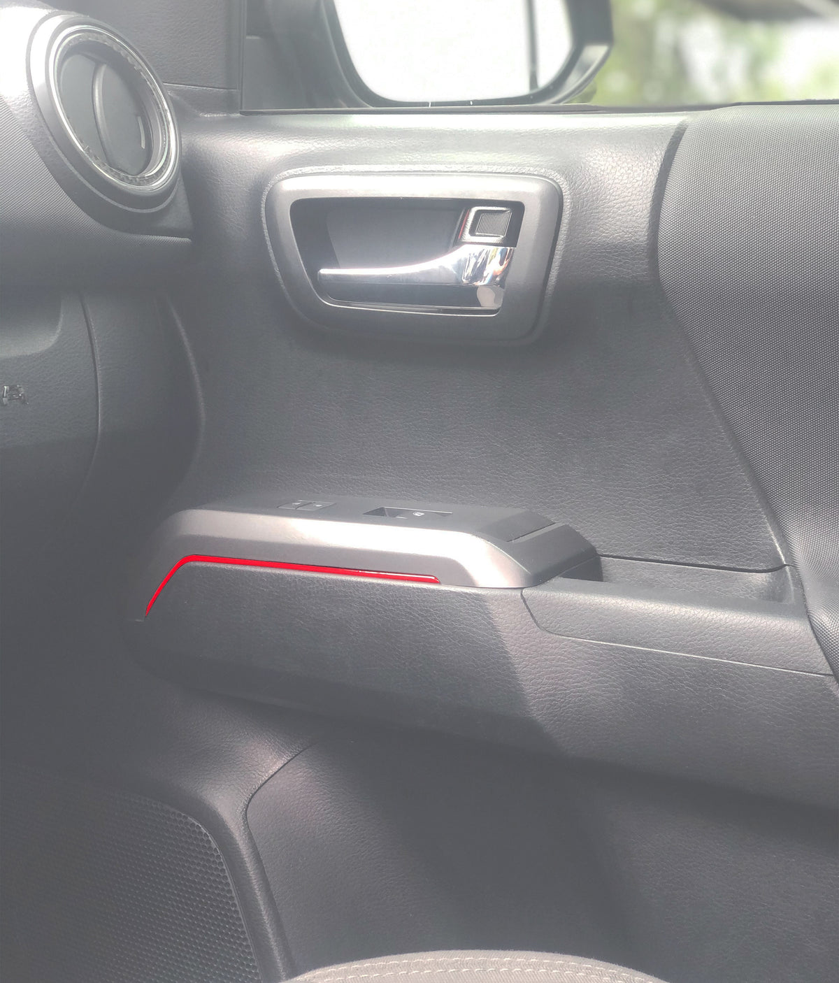 Toyota tacoma interior 2024 door handle